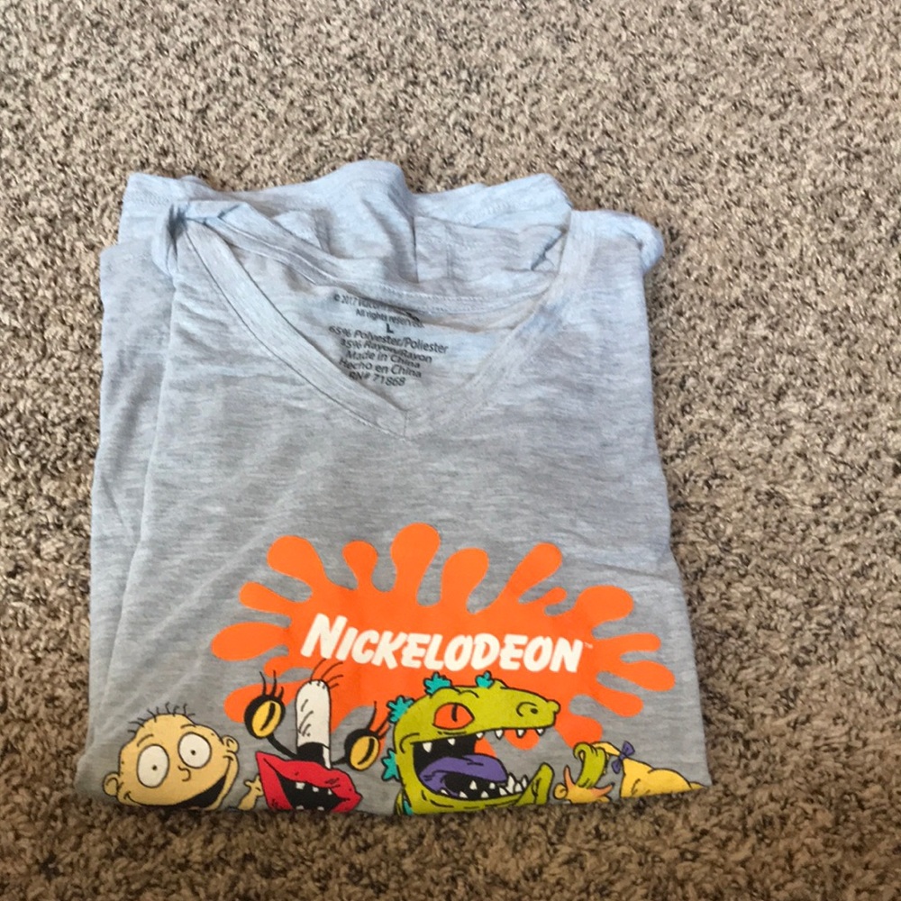 Nickelodeon gray T-shirt